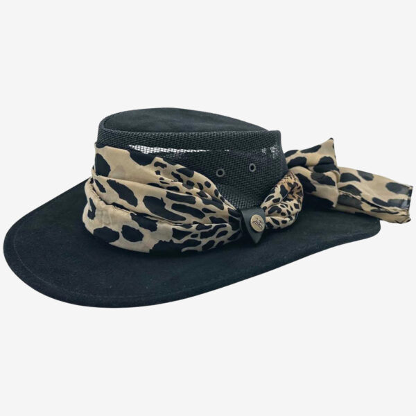 1022 Shady Lady Black