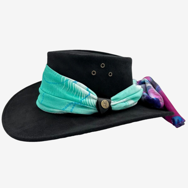 Jacaru 1020 Jillaroo Black